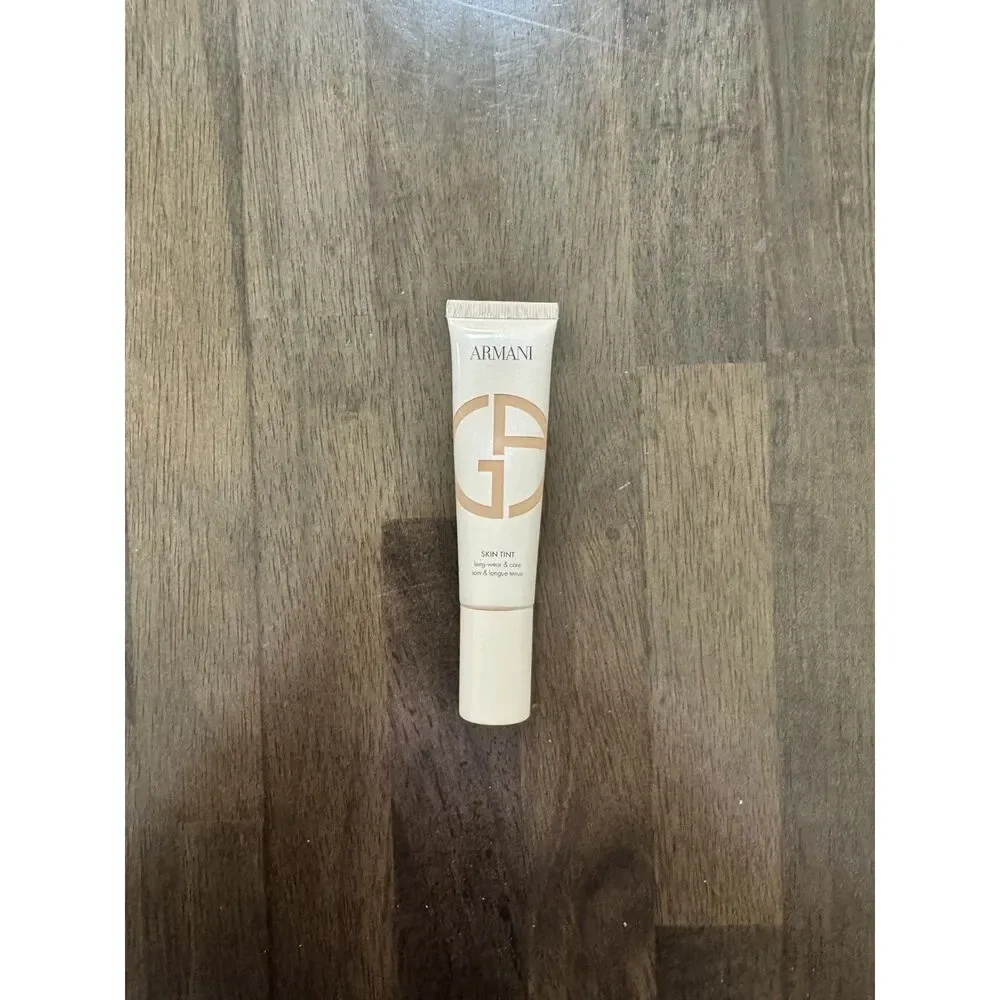 Armani Beauty SKIN TINT LONGWEAR & CARE